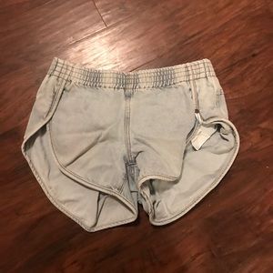 One Teaspoon ‘Runners’ Shorts